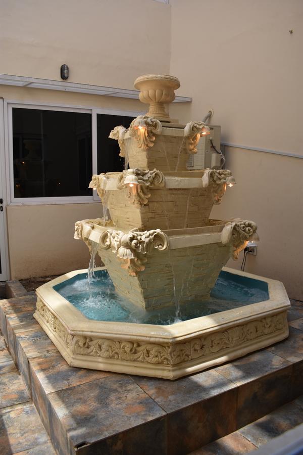 Lapaz Cascade Hotel מראה חיצוני תמונה