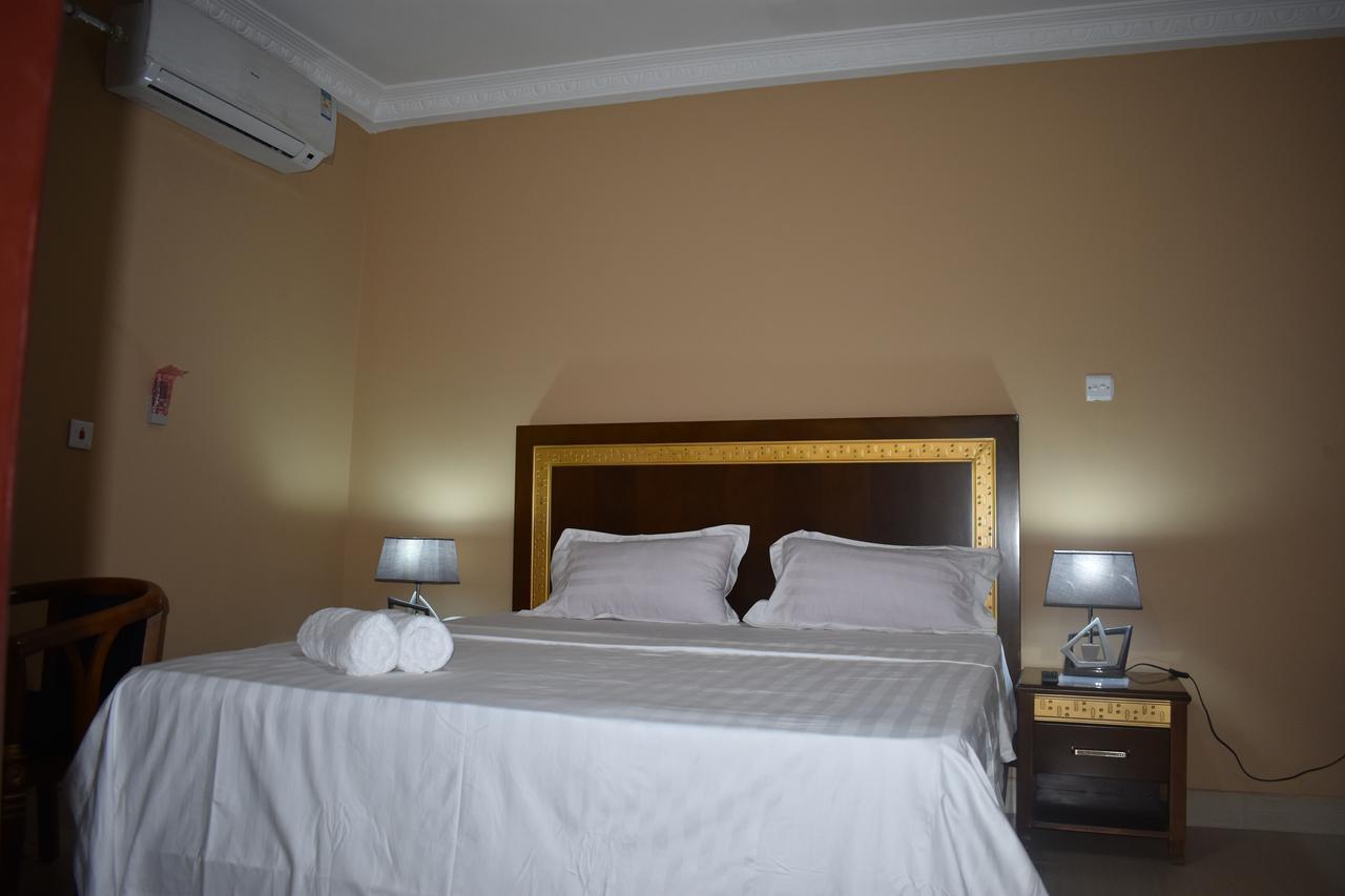 Lapaz Cascade Hotel מראה חיצוני תמונה