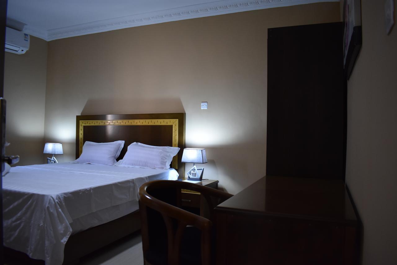 Lapaz Cascade Hotel מראה חיצוני תמונה