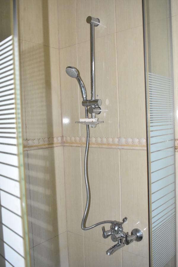 Lapaz Cascade Hotel מראה חיצוני תמונה