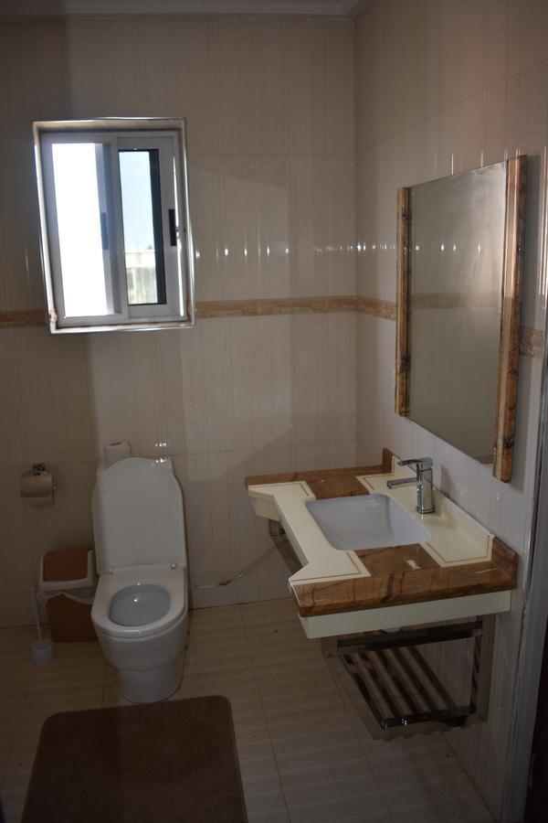 Lapaz Cascade Hotel מראה חיצוני תמונה